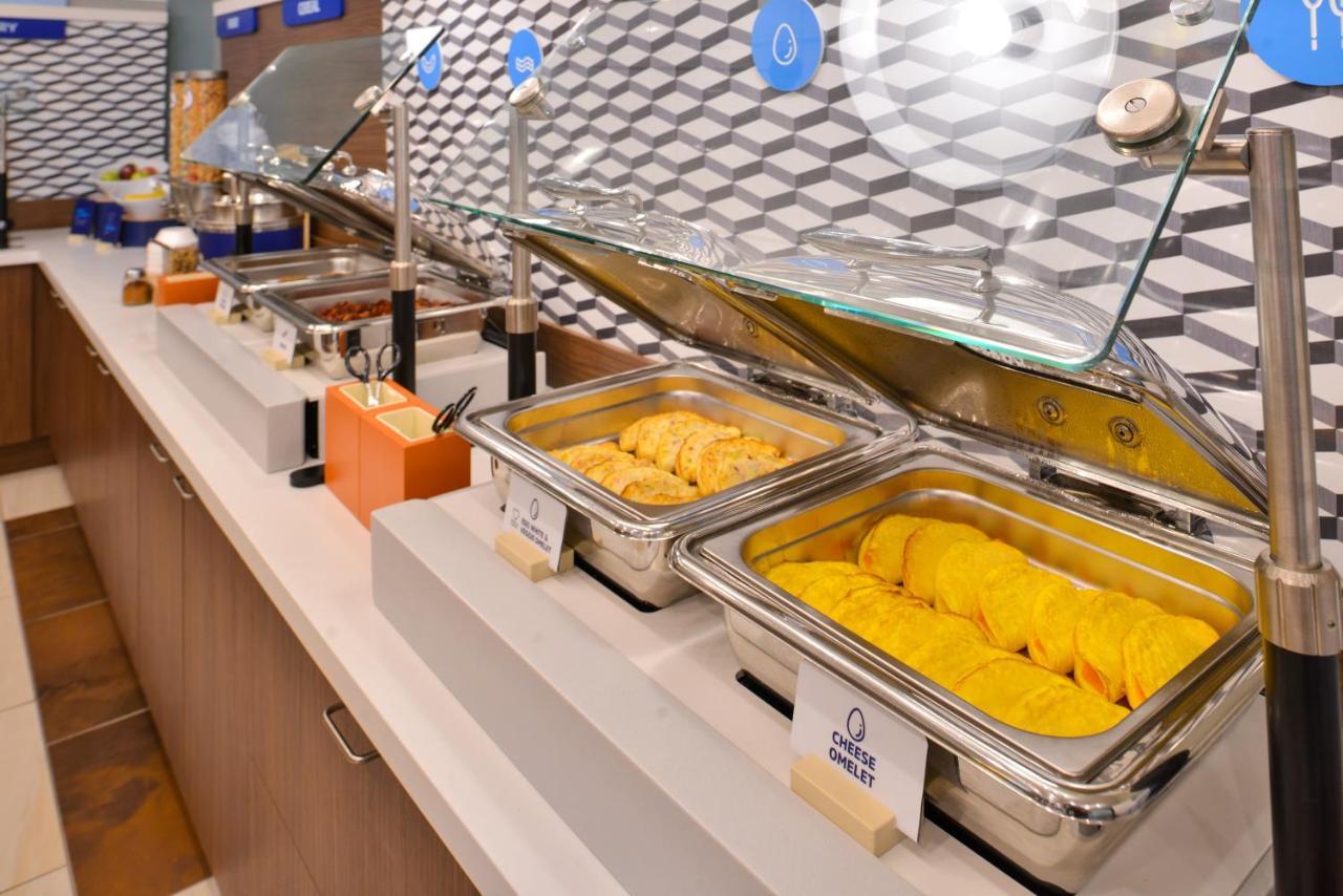 Holiday Inn Express Rochester Hills By Ihg Extérieur photo